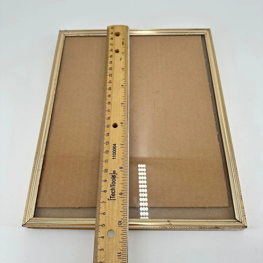 Vintage Gold Tone Ornate Embossed Metal 8x10 Picture Frame Tabletop Wall Mount